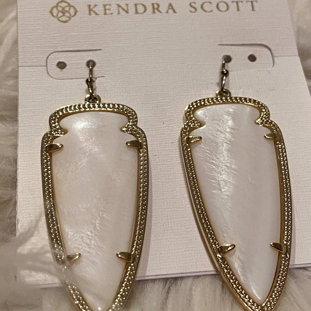 Kendra Scott earrings